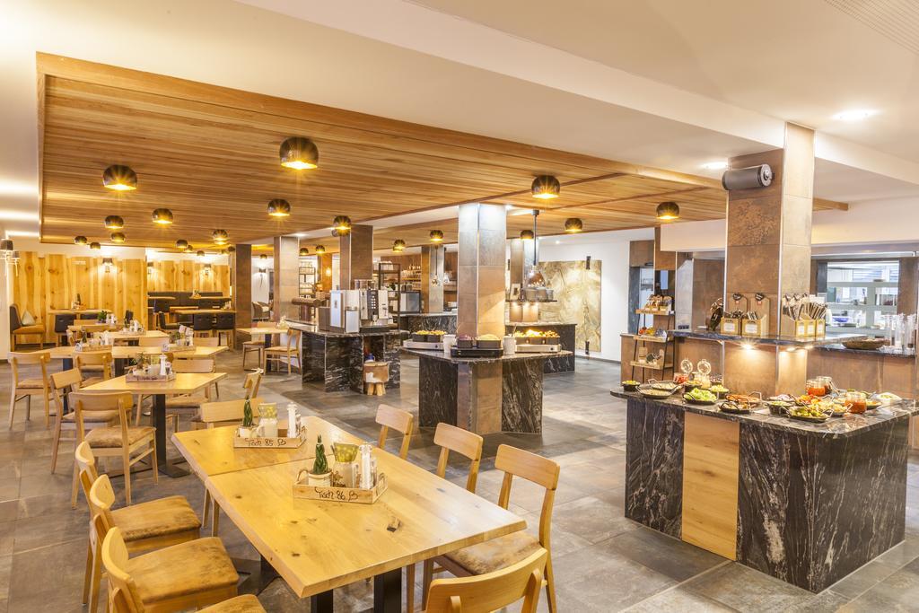 Hotel Hofgut Tiergarten Аулендорф Экстерьер фото